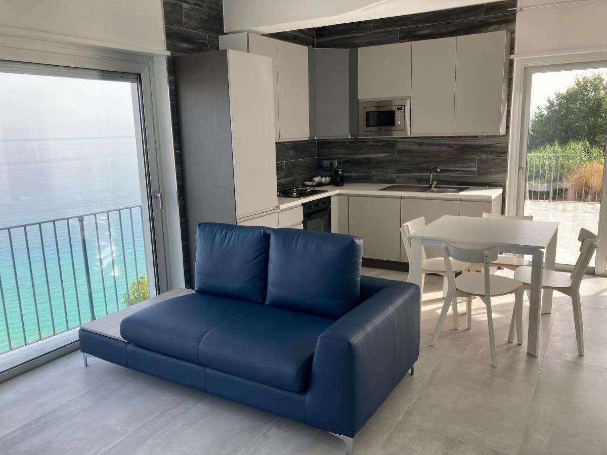 דירות ויבו ואלנטיה מרינה Residenza Timpa Janca מראה חיצוני תמונה